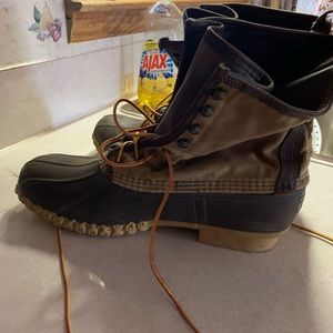 LL Bean boots size 13. Worn once
